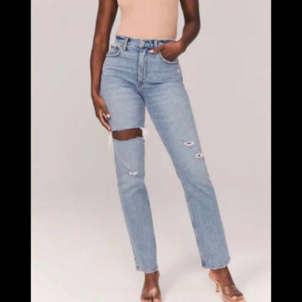 Abercrombie & Fitch The 90's Straight Ultra High Rise (distressed, short)